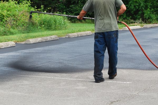 Lot Sealcoating in Aurora
