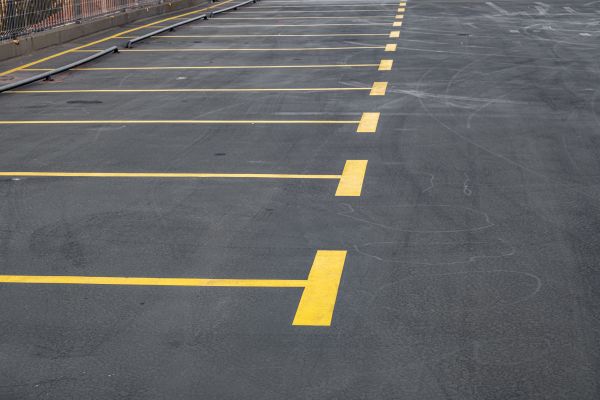 Commercial Parking Lot Sealing in Aurora