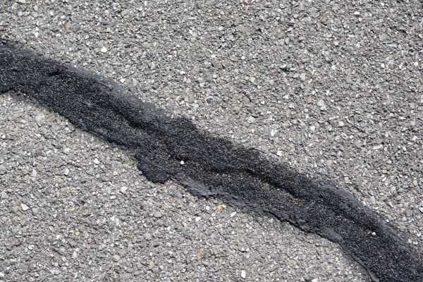Asphalt Crack Sealing in Aurora